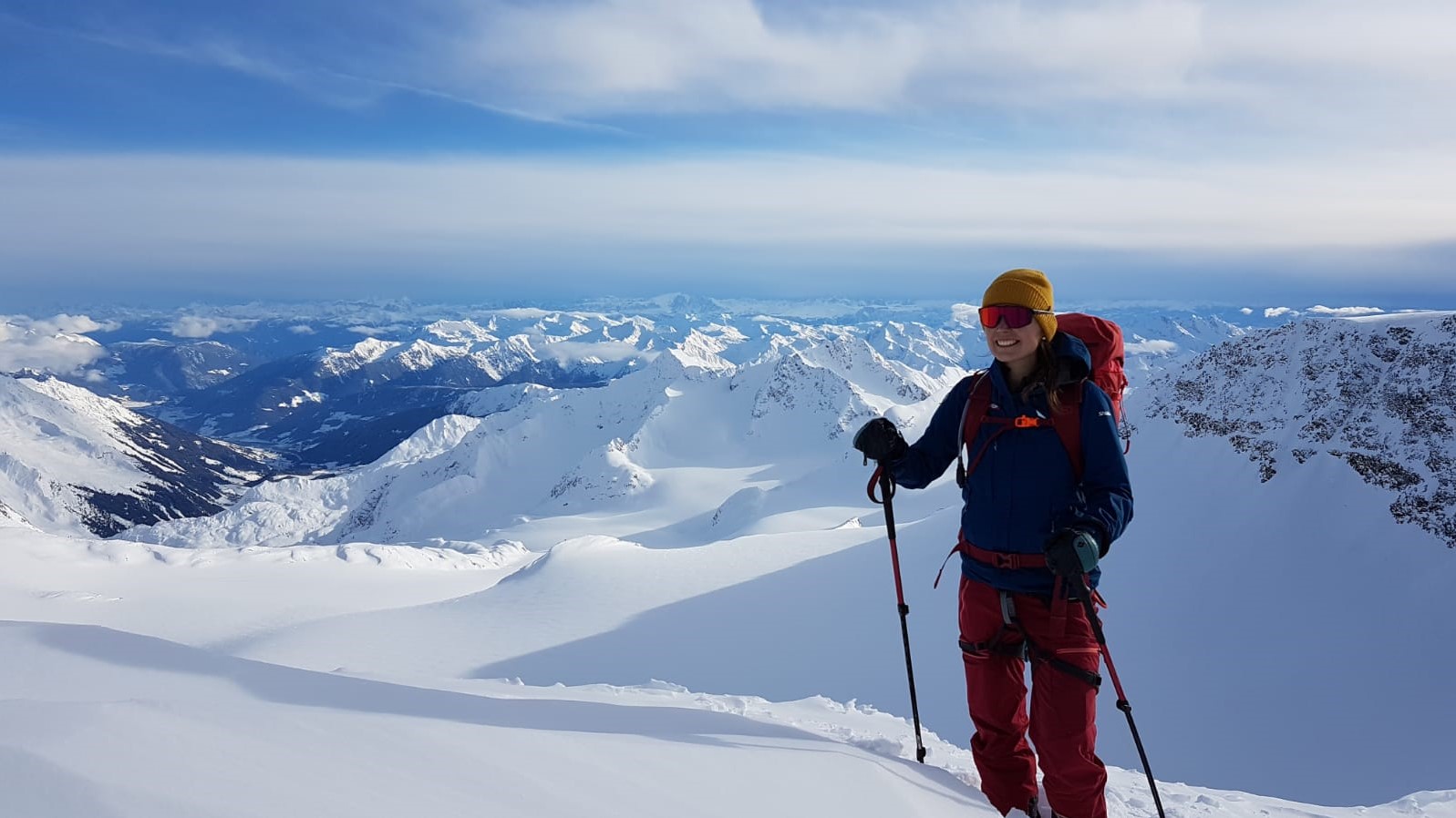 Andrea Hochmuth beim Skitourengehen